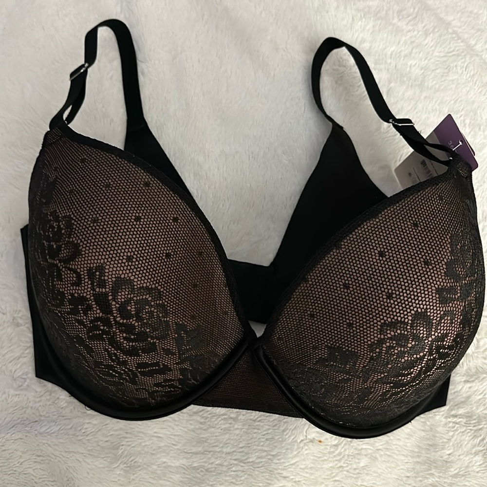 Secret Treasures natural lift smoothing push-up bra.Brand new w/tags 36DD